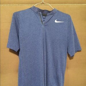 Men’s Nike Shirt